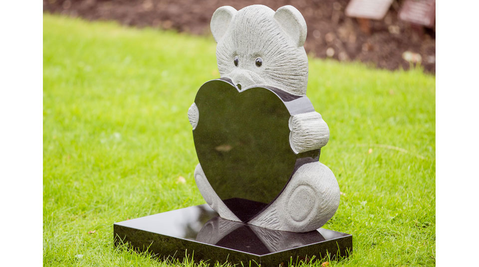 Heart shaped teddy bear memorial Heart shaped teddy bear memorial