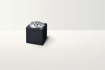 small-vase-memorial-honed-black