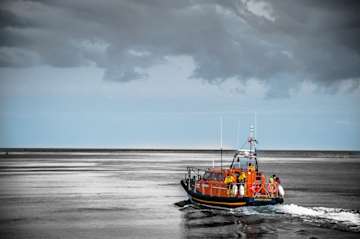 Burial at sea - scatter