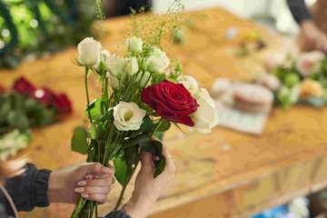 Florist holding flowers 3 RGB