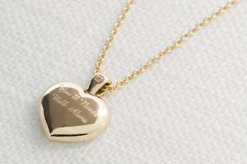 Heart-shaped golden necklace