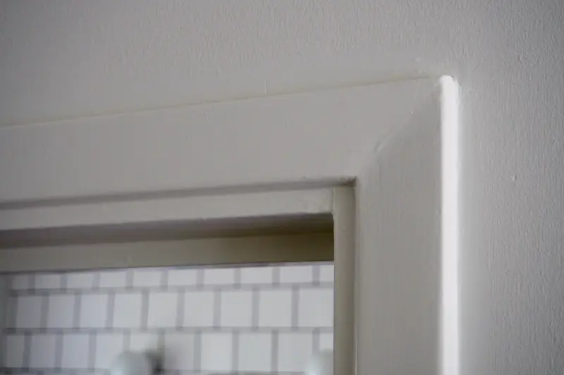 Exempel på slätt dörrfoder.