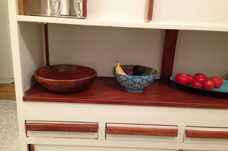 Även lådorna var genomgående och kunde öppnas åt båda hållen.