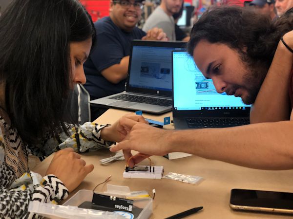 Particle Accelerate: Professional Workshops