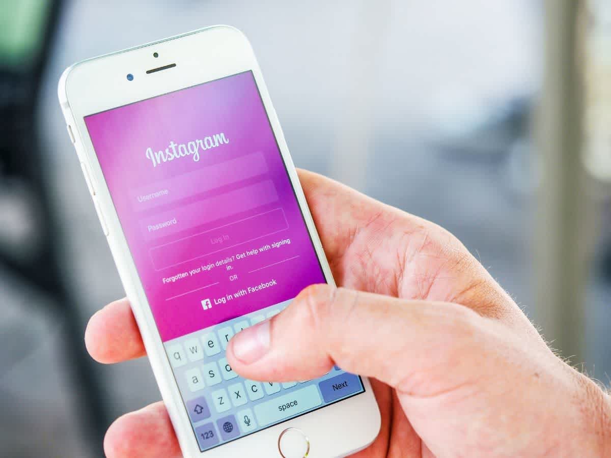 Instagram advertising 1200x900