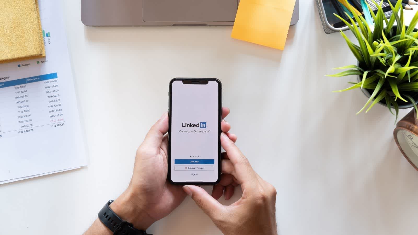 LinkedIn_1600x900