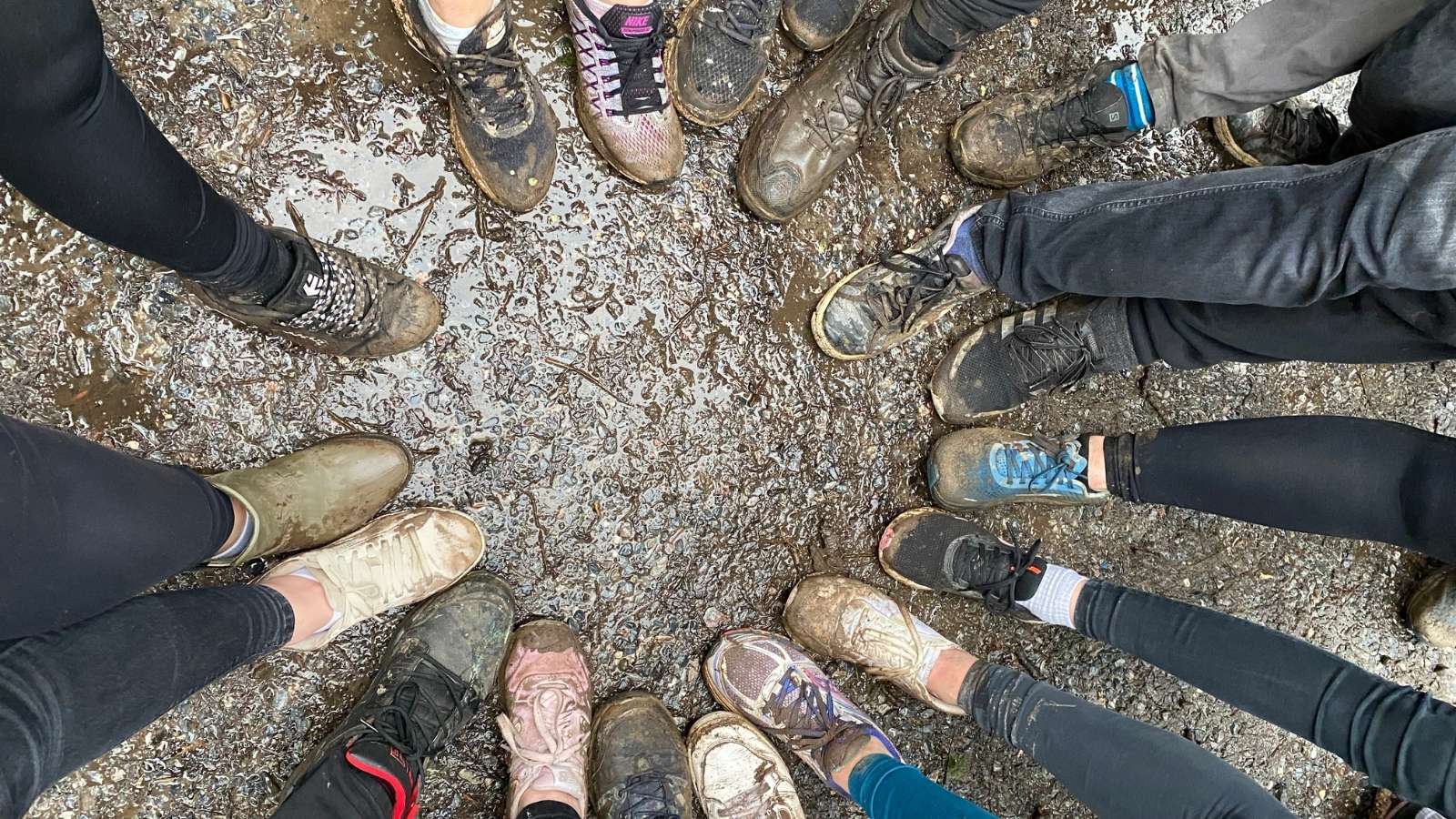 Laser tag feet_1600x900