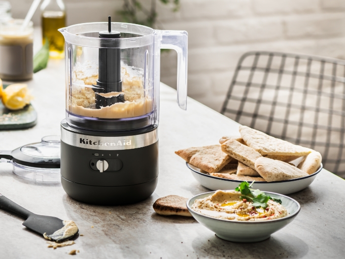 get-started-cordless-food-chopper-hummus