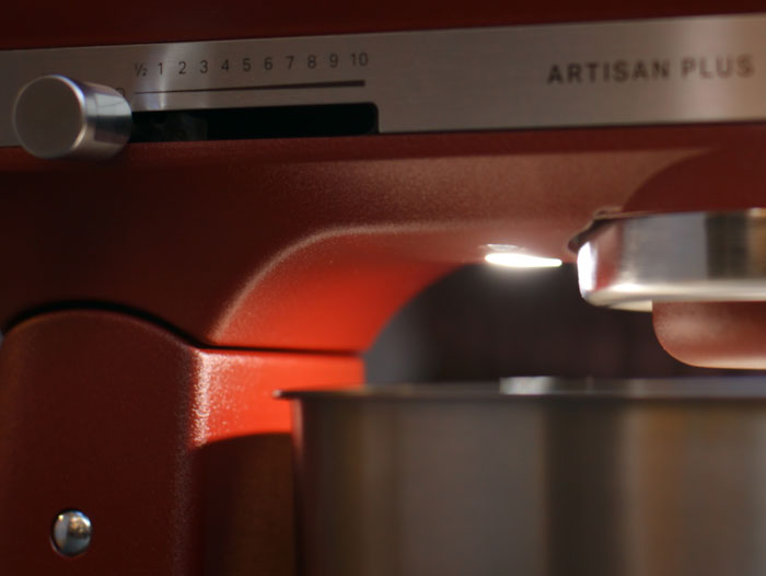 product-tips artisan-plus-mixer set-up step5 light-up-your-bowl