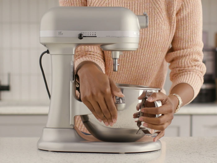product-tips mixer-bowl-lift set-up-1