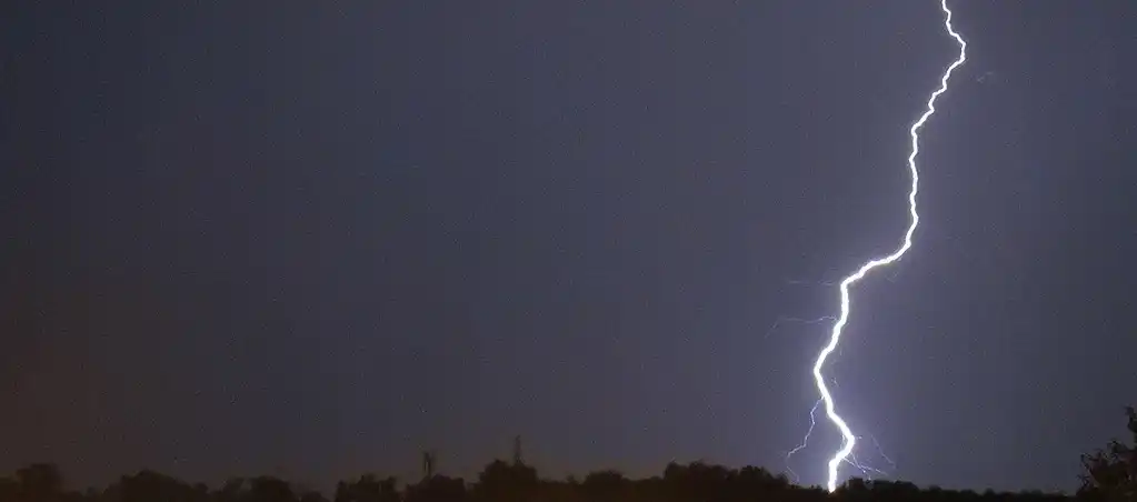 lightning stirke