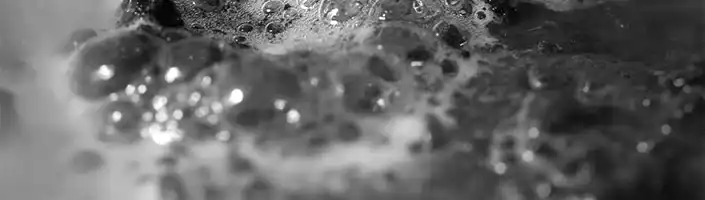 bubbling baking soda in vinegar