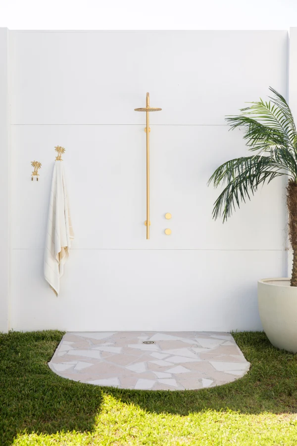 Exterior shower for house 13 by three birds renvoations.