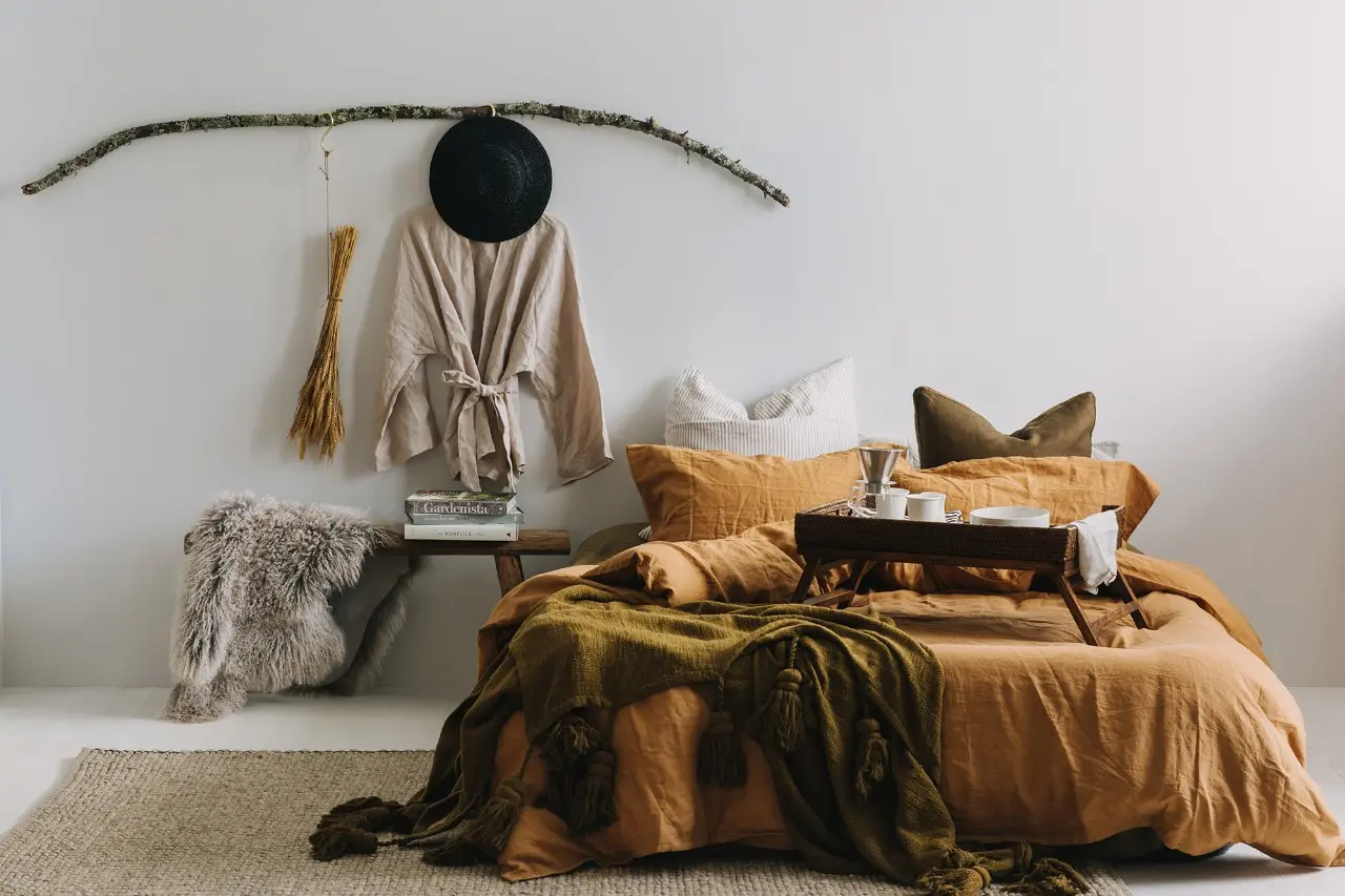 yellow/brown bedroom