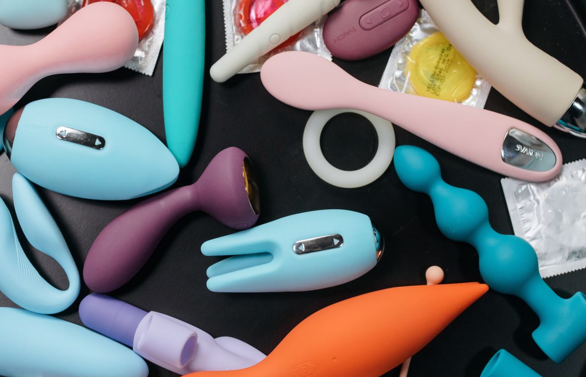 Summer Essentials: The 6 Best Sex Toys to Take Camping 