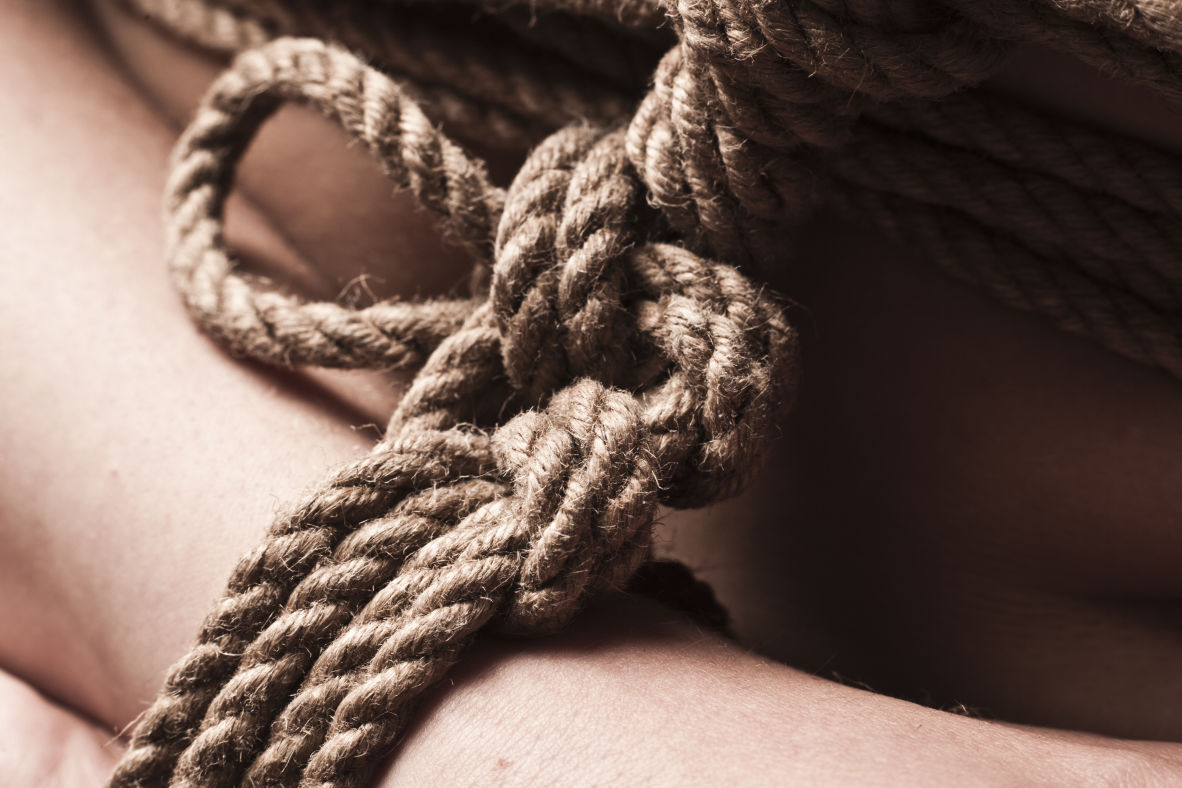 5 tips for practicing bondage with rope and tape