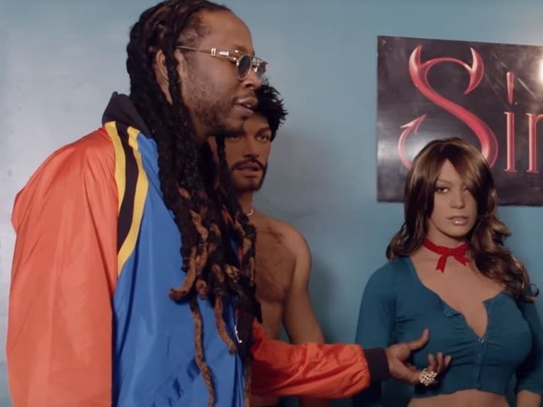 2 chainz with sex doll 2