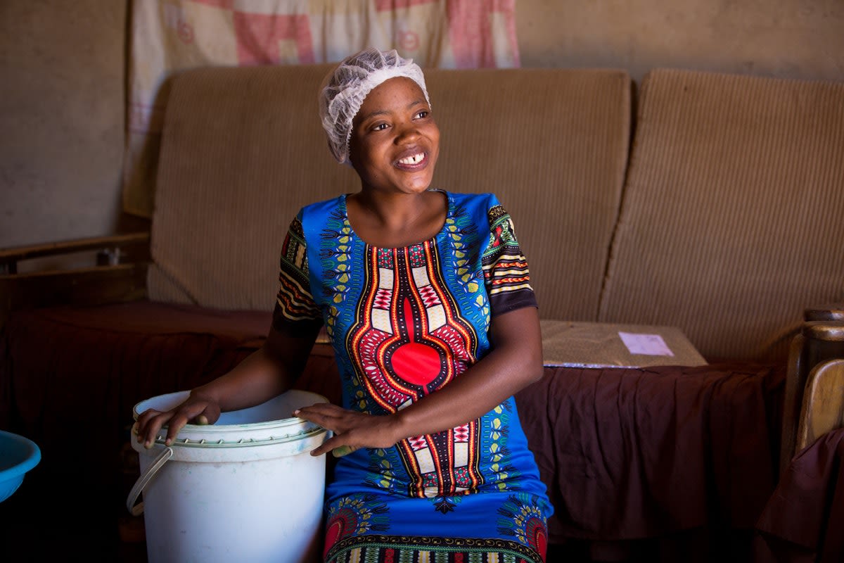 Lindiwe in Zimbabwe used her loan to construct a house for her chickens.