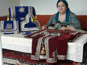Tajikistan's official master seamstress gets a Kiva loan