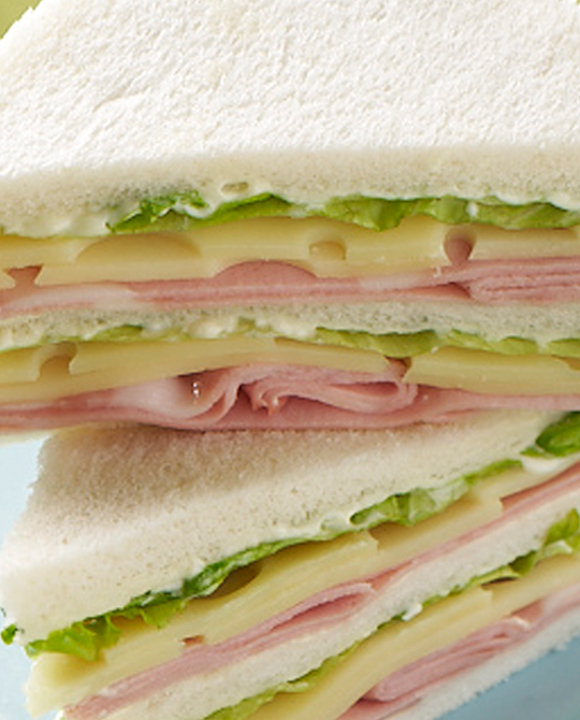 tramezzini-mortadella-e-insalata