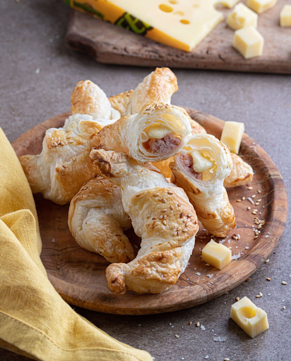 Croissants-con-Leerdammer-e-mousse-di-prosciutto