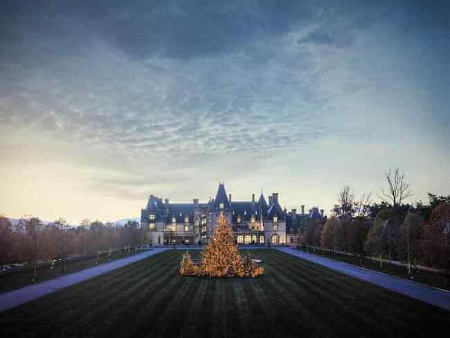 The front lawn of Biltmore at Christmas time.