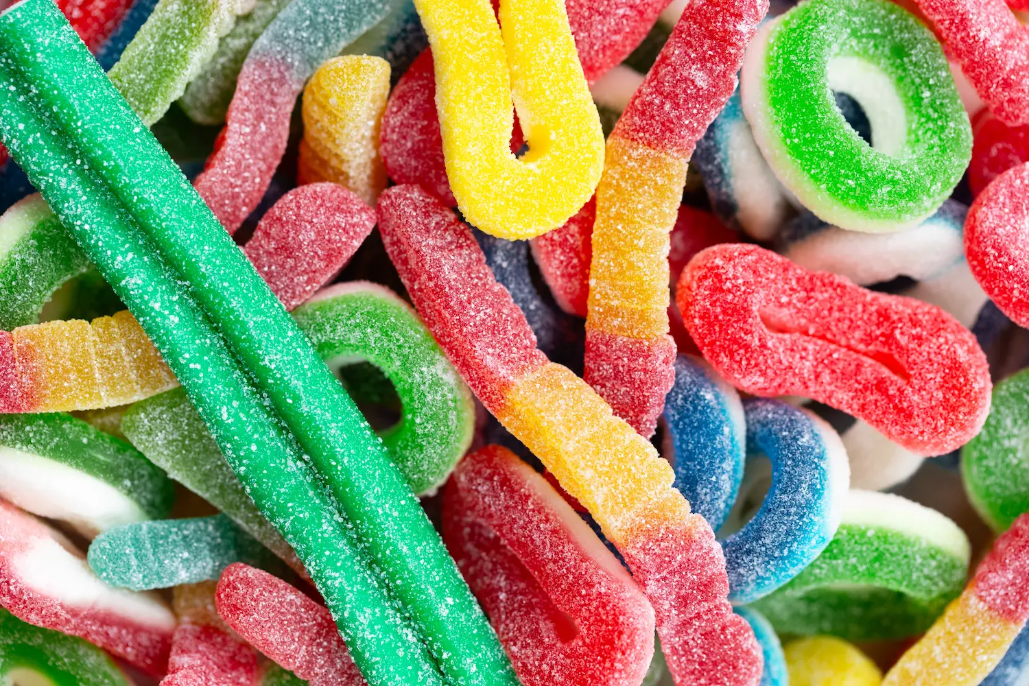 90s-extreme-sour-gummy-candy