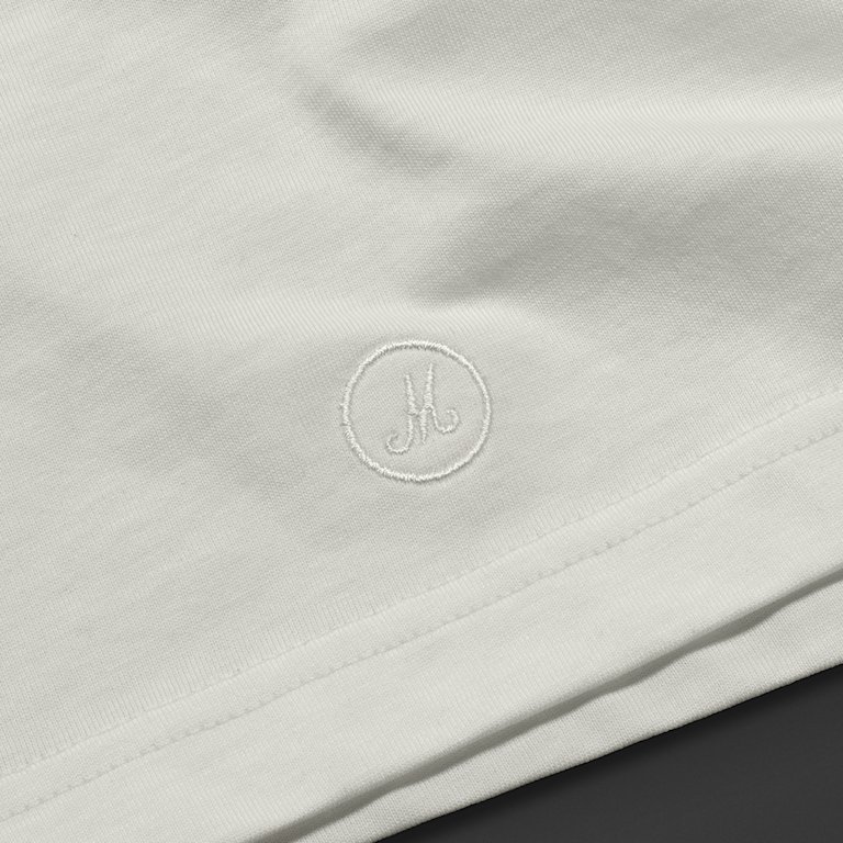 Close up of the Marshall script logo on the Heritage Reissue ‘Sound Equipment’ T-shirt