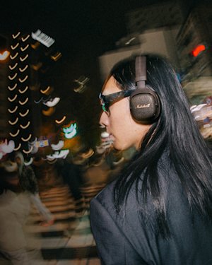 HEADPHONES