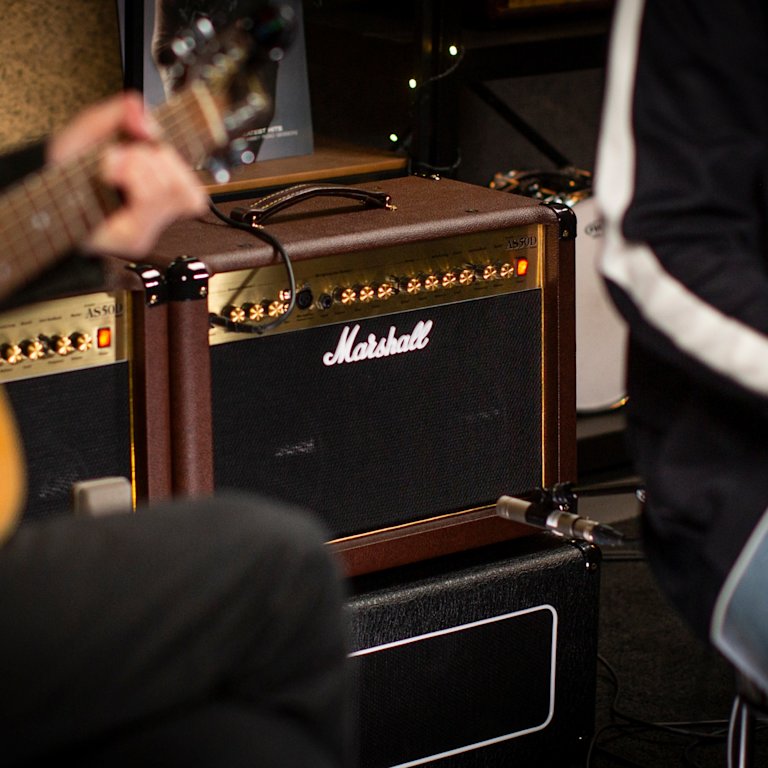 Marshall's black AS50D combo with brown leather details.