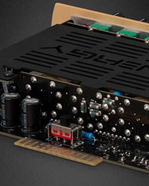 Vue rapprochée du circuit imprimé d'un module de préamplification Marshall JCM800 Synergy.