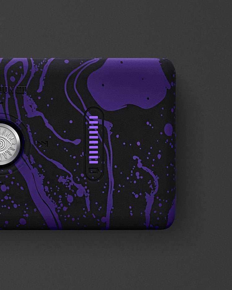 Right side of the top view image of Emberton III Hendrix Edition.