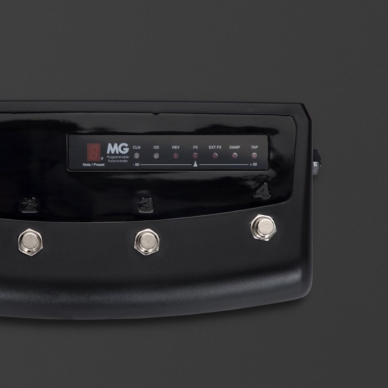 Marshall pedl-90008 in black zoomed in on grey background