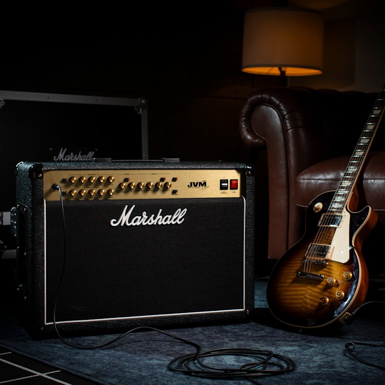 Marshall JVM210C in the studio