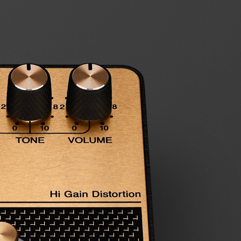 The tone and volume control knobs of the Marshall JCM900 Overdrive pedal.