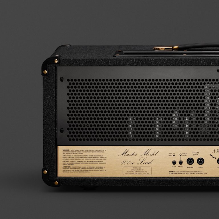 A zoomed in image from behind of Marshalls JCM800 2203