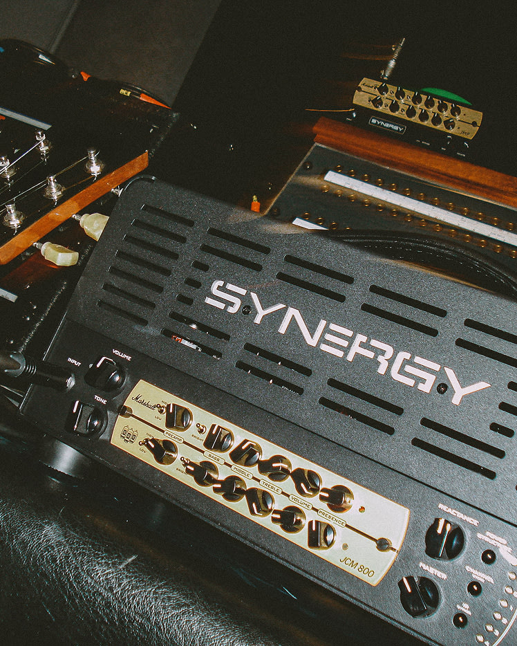 Close up of a Synergy guitar amplifier head with Marshall JCM800 Synergy Preamp Module.