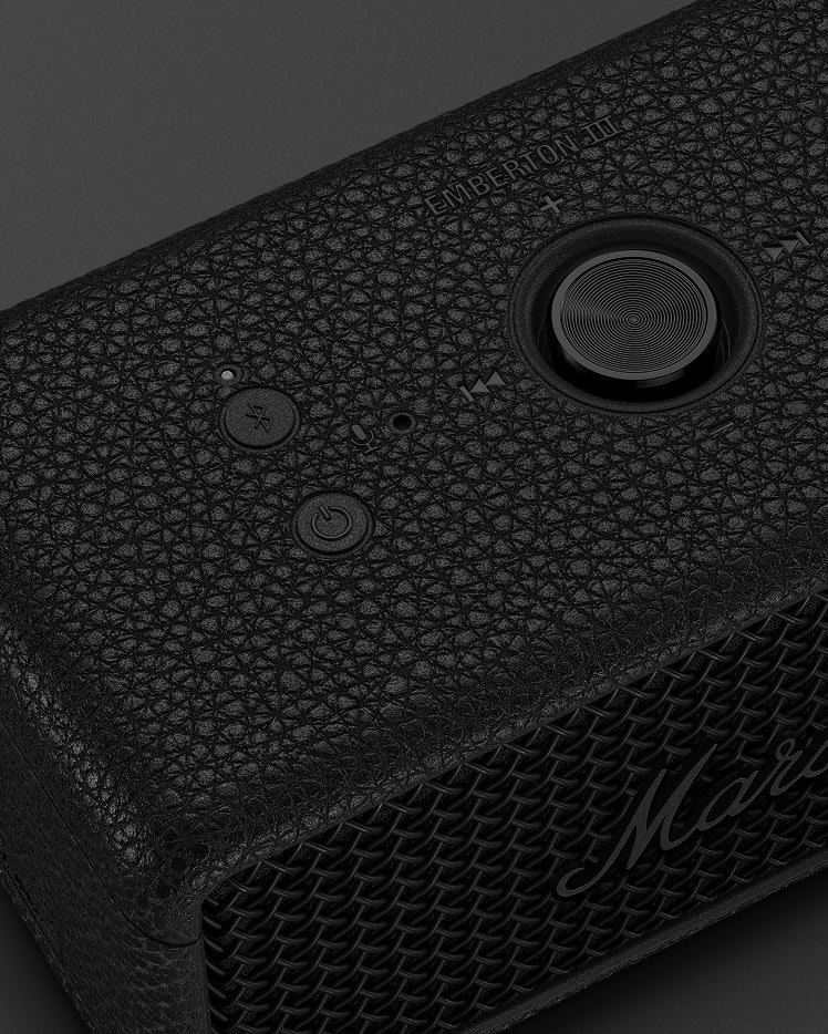 Emberton III in Pitch Black top panel slightly from side