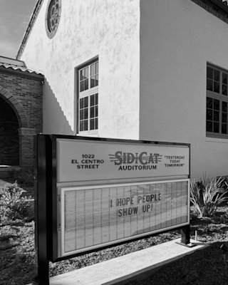The front of the Sid the Cat in South Pasadena