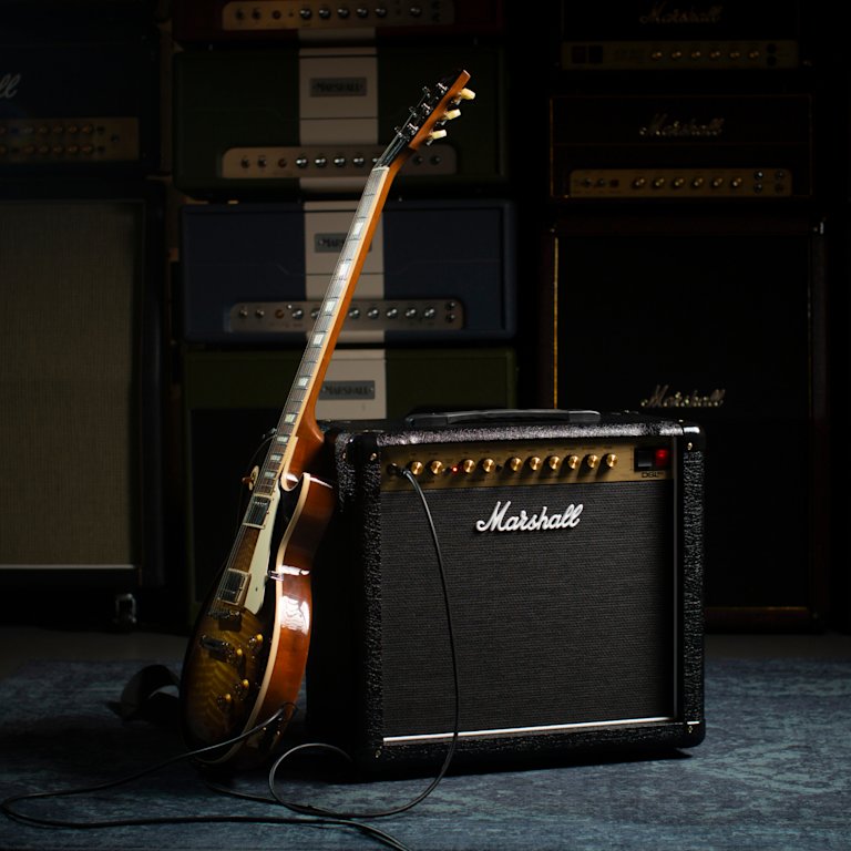 Marshall DSL20C in a studio with a guitarr