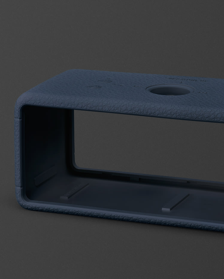 Close-up of Emberton III Midnight Blue Sleeve.