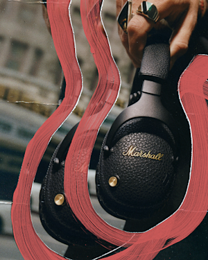 Monitor III A.N.C. in black with red outlines