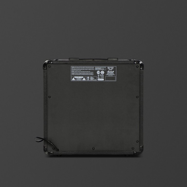 Vista trasera del combo Marshall MG15GR.