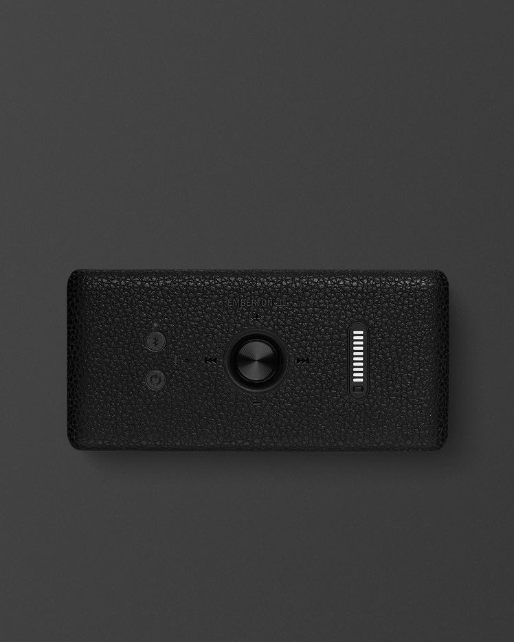 Emberton III Vintage Black top panel