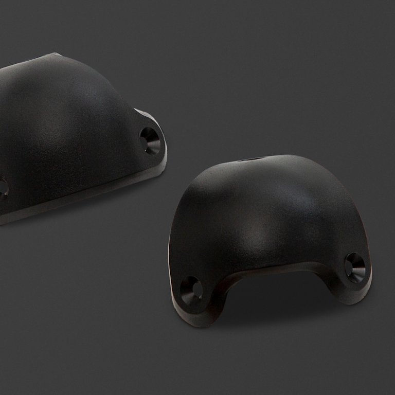 마샬의 왼쪽 및 오른쪽 전면 모서리