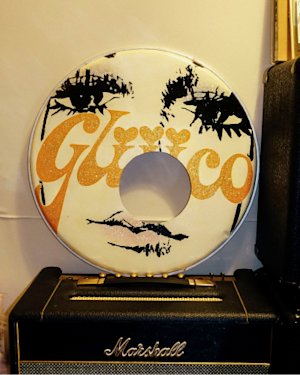 Gliiico CD in white and gold