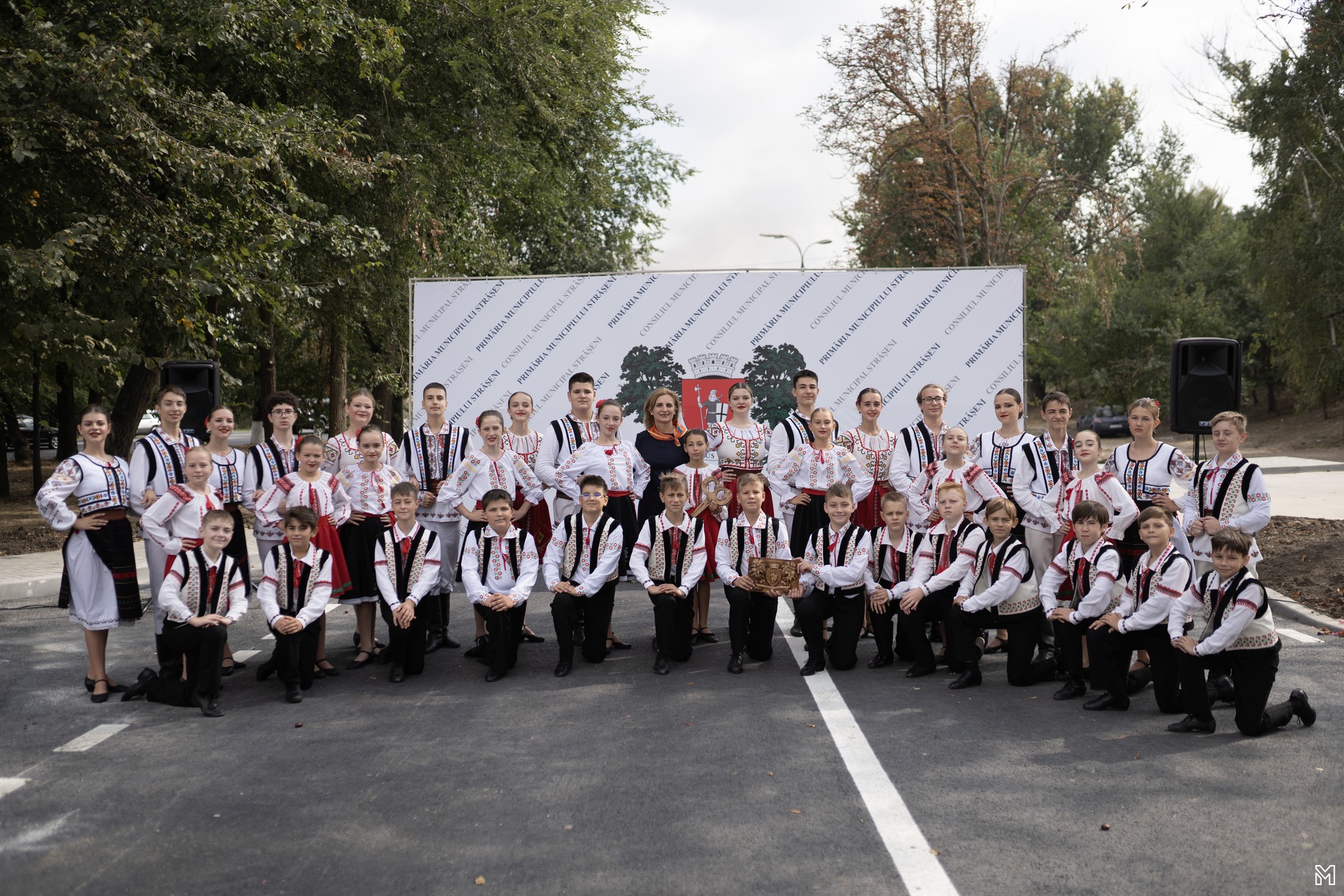 4636e9a6-61c2-5d3c-b173-416e1f8965ab