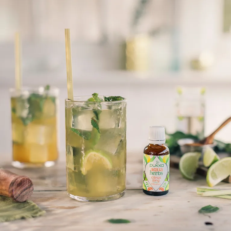 Lemongrass and Mint Zinger Mocktail