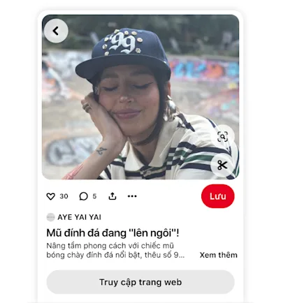 Mục Ghim trên Pinterest của thương hiệu AYE YAI YAI hiển thị chiếc mũ bóng chày đính đá có liên kết đến trang web.
