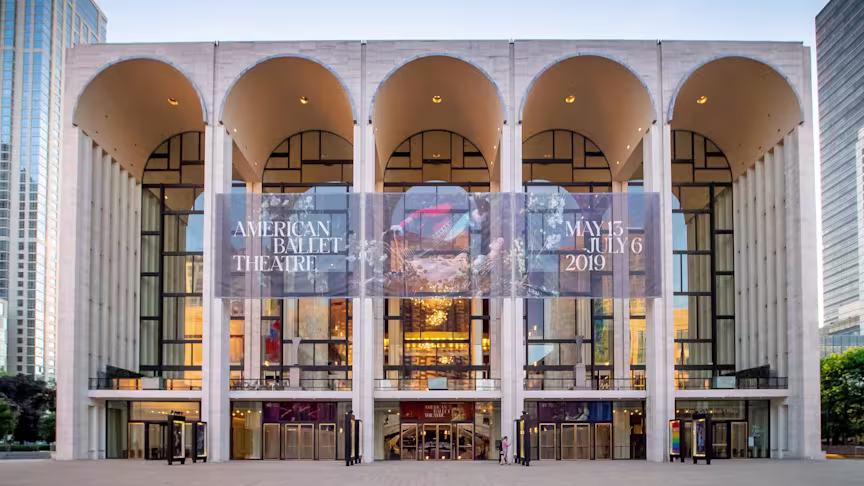 Metropolitan Opera kämpft ums Überleben – warum Amerikas musikalisches Herz aus dem Takt geraten ist Metropolitan Opera (Met)